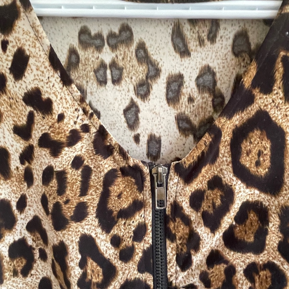 BROWN BLACK CREAM LEOPARD PRINT LOMG SLEEVE DRESS EXPOSED ZIPPER FRONT CLOSURE - Picture 6 of 9